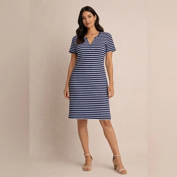 Vineyard Vines Navy and White Striped Top - Picture 1 of 12